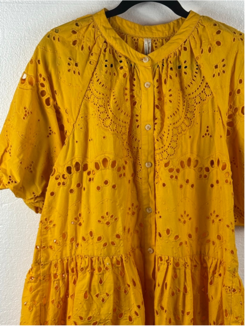 Anthropologie Tallulah Yellow Eyelet Tiered Short puff sleeves Mini Dress sz L - Picture 3 of 11